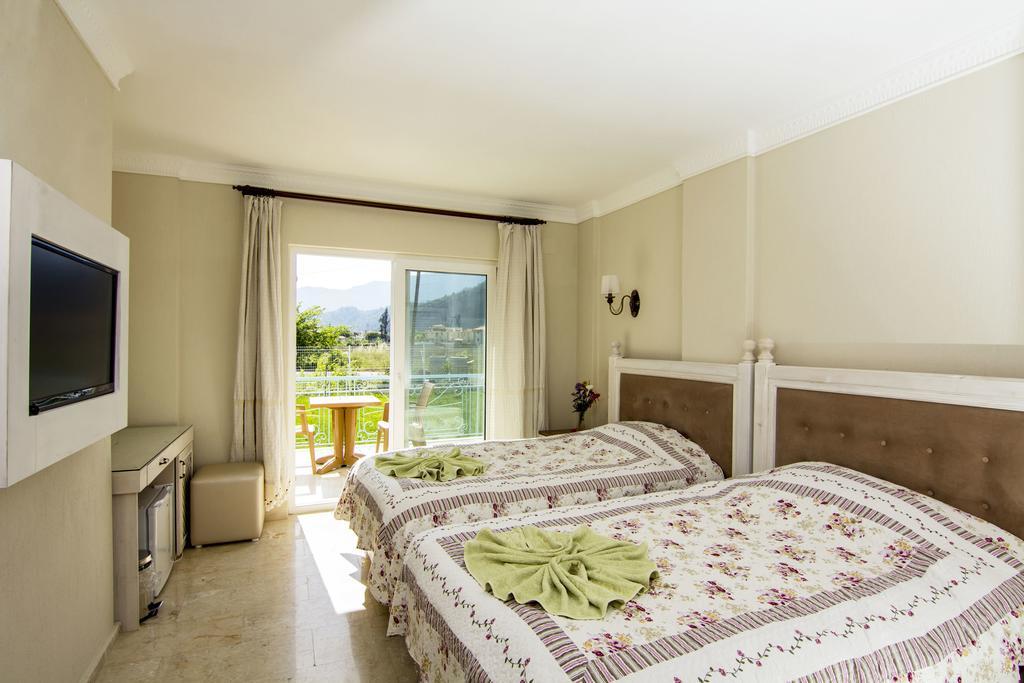 Basar Hotel 3*